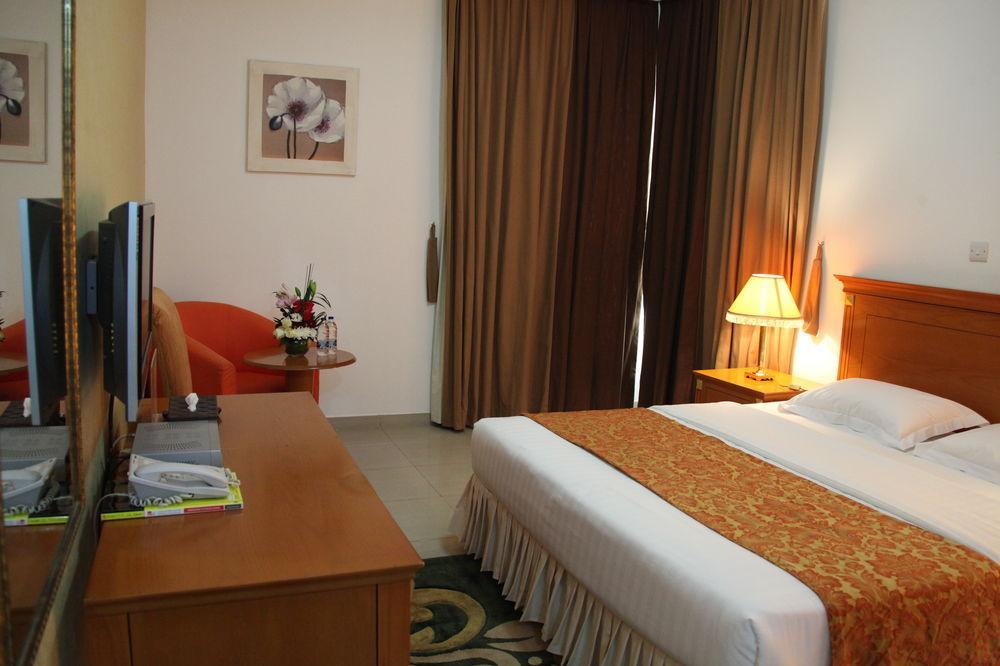 Flamingo Hotel Apartments Абу-Даби Экстерьер фото