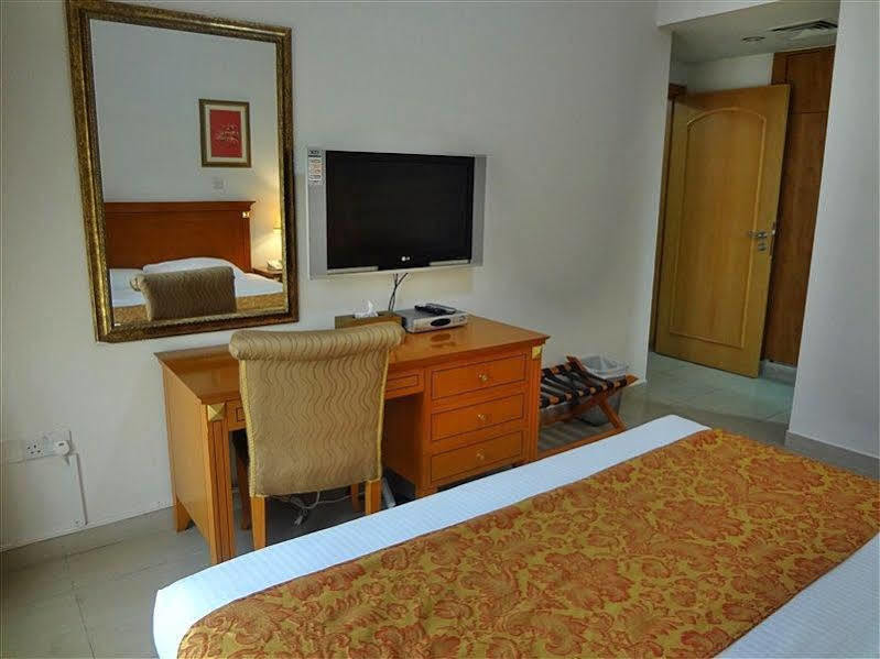 Flamingo Hotel Apartments Абу-Даби Экстерьер фото